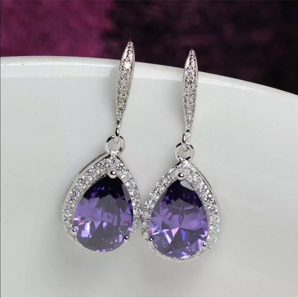 ❗️LAST ONE❗️Silver Amethyst Drop Earrings - Picture 2 of 4